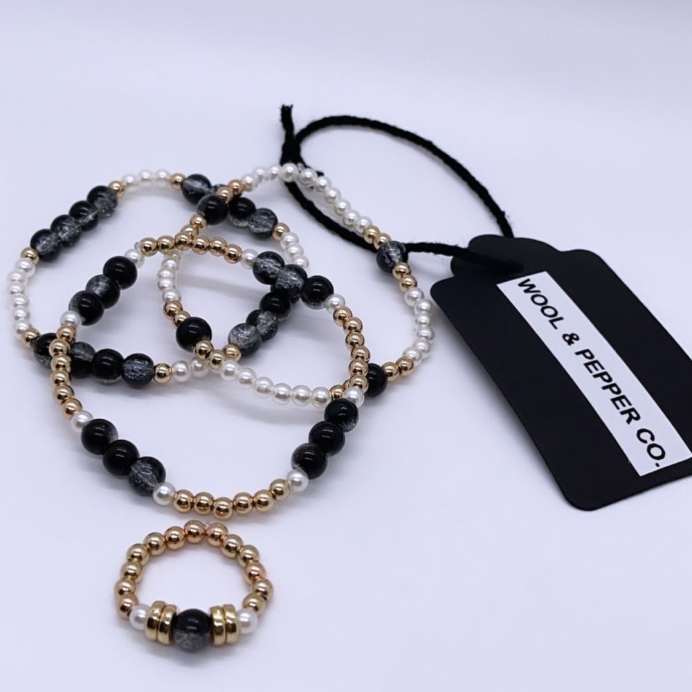 NWT Wool + Pepper Co. Matching Jewelry Set (4)